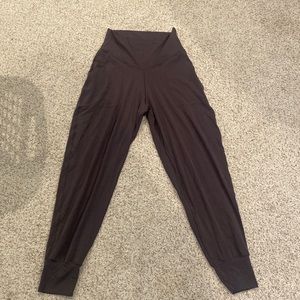 Aerie athletic material joggers size medium!!